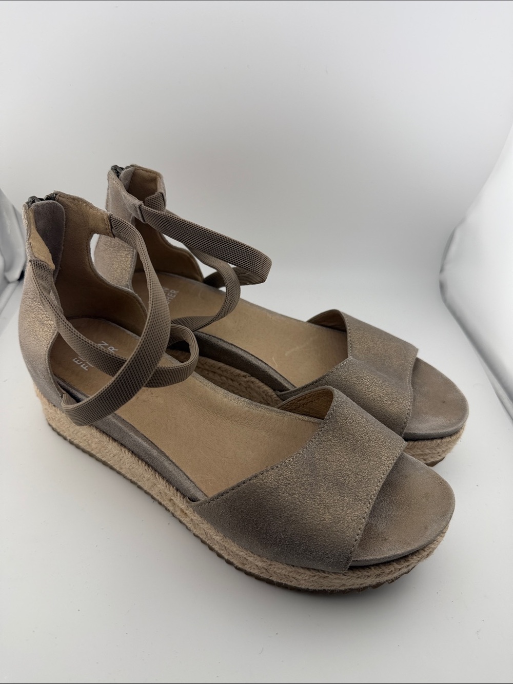 Eileen Fisher Island Tumbled Nubuck Espadrille Sandals in Taupe
